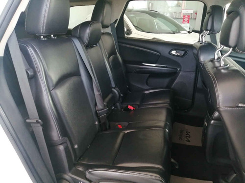 Imagen 10 de 14 de Dodge Journey 2015 5p Rt L4/2.4 Aut 7/pas