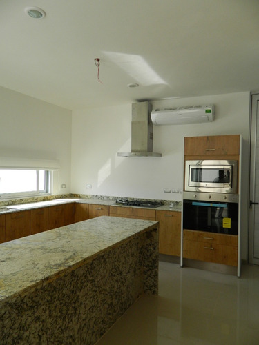Imagen 10 de 14 de Casa Con 3 Recámaras En La Privada Alamo