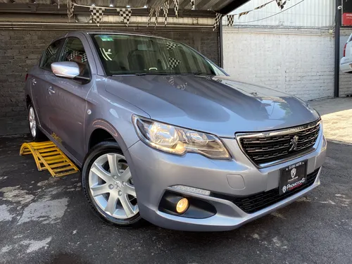 Peugeot 301 1.6 Allure At