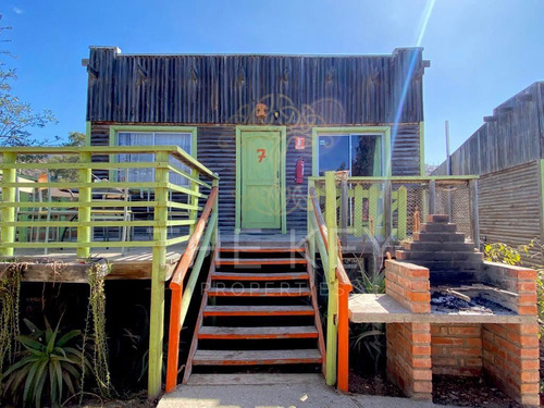 Casa En Venta De 18 Dorm. En Guanaqueros