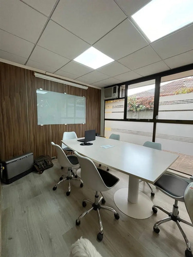 Oficina En Venta En La Cisterna