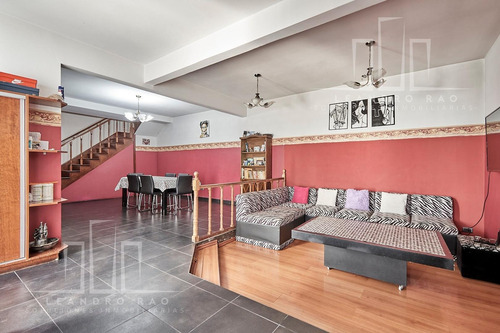 Casa Venta 4 Ambientes Moron Patio Cochera Balcon Jardin