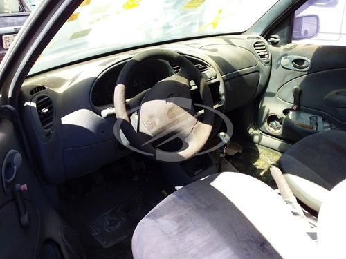 Imagem 4 de 4 de Ford Courier 1.3 8v 2000 Sucata Somente Peças