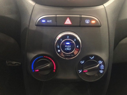 Imagem 6 de 15 de Hb20x 1.6 16v Premium Flex 4p Automático