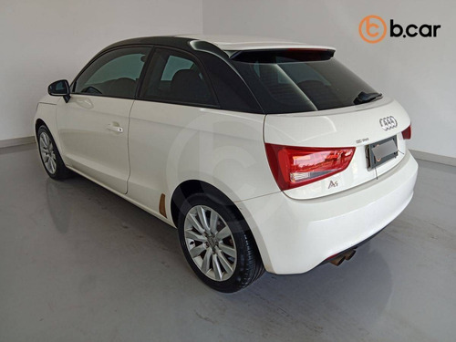 Imagem 3 de 14 de Audi A1 1.4 Tfsi Attraction 16v 122cv Gasolina 2p