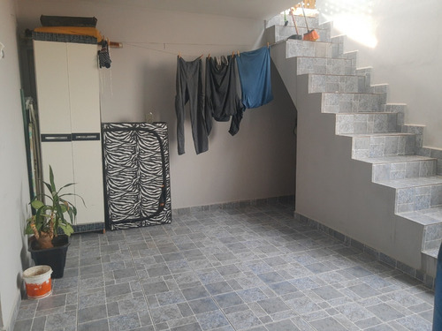 Imagem 16 de 27 de Vendo Sobrado 2 Quartos/suite Na Cohab Adventista (vi685)