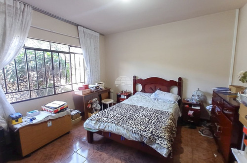 Casa À Venda Com 3 Quartos Em Uvaranas Vila Marumbi Próximo Ao Colégio Borell