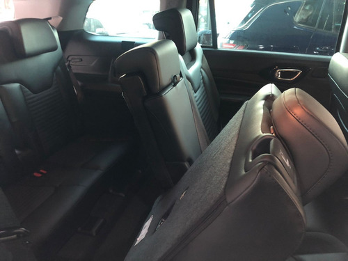 Imagen 13 de 15 de Jeep Commander Limited 1.3
