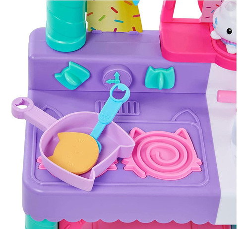 Cocina Para Niños Con Accesorios Gabby's Dollhouse 6065441 Color Rosa