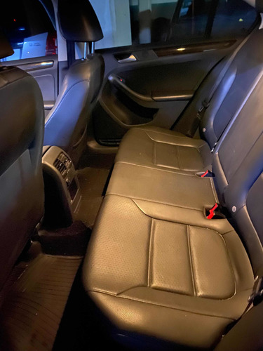 Volkswagen Vento 2.5 Luxury 170cv 2015