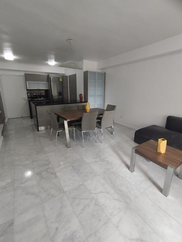 Imagen 5 de 17 de Moderno Apartamento En Alquiler Amoblado En El Rosal 80mts