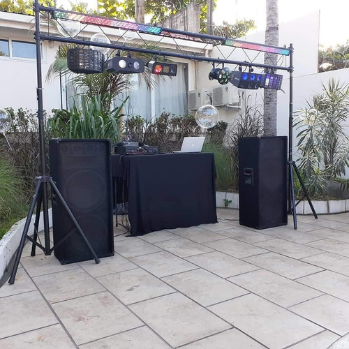 Imagen 1 de 5 de Servicio De Discomovil Y Pista De Baile Luce Ledd