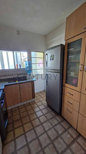 Venta - Depto - 3 Ambientes - Ramos Mejia