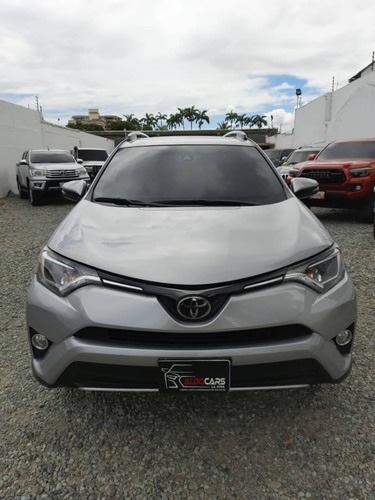 Imagen 2 de 9 de Toyota Rav4 Xle