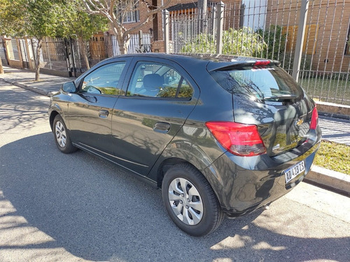 Imagen 2 de 10 de Chevrolet Onix 1.4 Joy Ls 2019