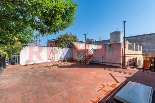 Venta Casa Cochera Terraza Patio Mataderos