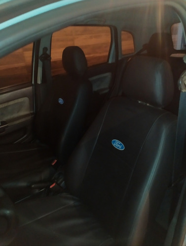 Imagem 8 de 12 de Ford Fiesta 2008 1.0 Flex 5p