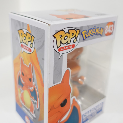 Funko Pop! Games Pokemon - Charizard 943 (Usado)