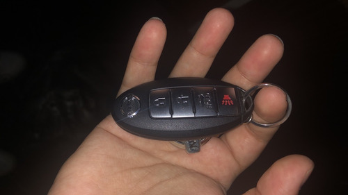 Nissan Versa Advance Mt