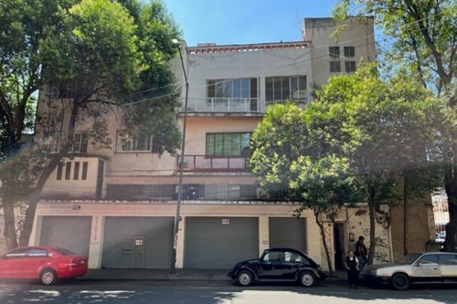 Venta Edificio Con Casas/ Departamentos En Serapio Rendon Colonia San Rafael