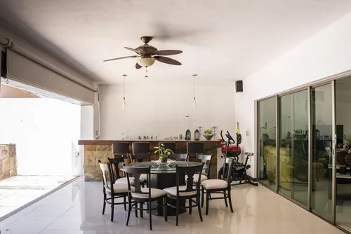 Casa Con Inmejorable Ubicación En Venta En La Colonia Residencial México