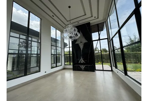 Casa De Lujo En Llanogrande En Arriendo