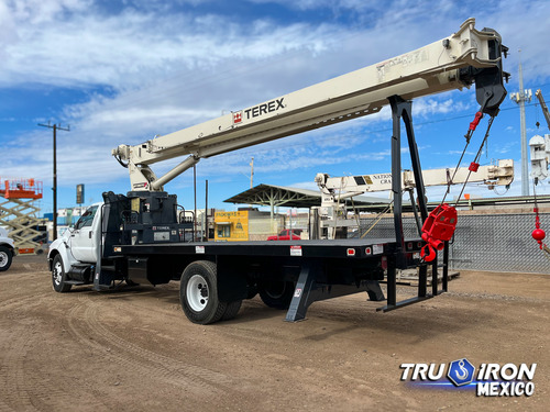 Grua Titan 2015 Ford F750 Con Terex Bt3870 De 19 Toneladas