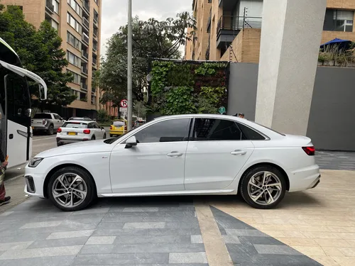 Audi A4 45 TFSI Quattro Progressive