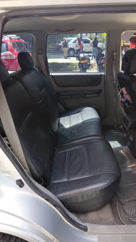 Camioneta En Perfectas Condiciones Y Con Sistema A Gas