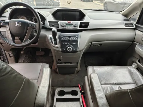 Honda Odyssey 3.5 Lx Minivan At