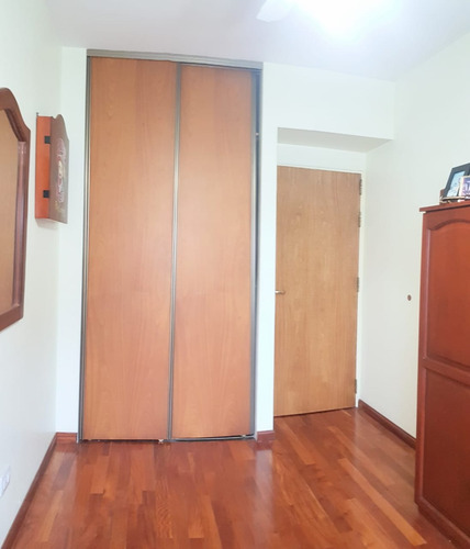 Excelente Semipiso Al Frente Con Cochera - 3 Amb - Todo Luz!