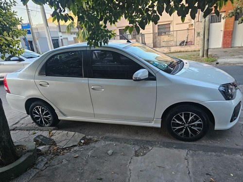 Toyota Etios 1.5 Xls At