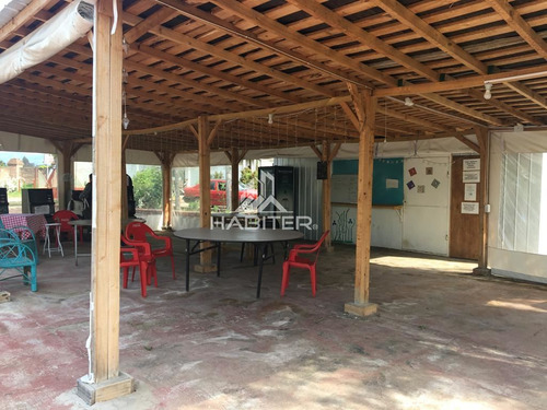 Venta De Hermoso Centro Turístico En Quinamávida, Colbún.