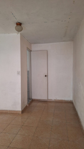 Local Comercial En Renta, Excelente Ubicacion, Muy Buen Precio