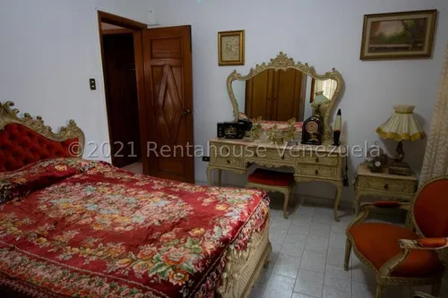 Casas En Venta Mls #25-12498