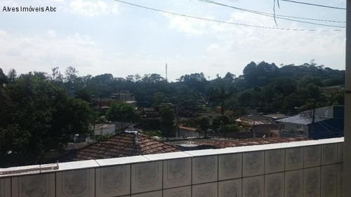 Imagem 8 de 9 de Vende-se Um Terreno Em Ótima Localização No Bairro Dos Finco, Com 3 Casas Construídas Com 4 Cômodos Cada Uma, 2 Garagens, Lavanderia Individual, Show. - Ca00040 - 34662033