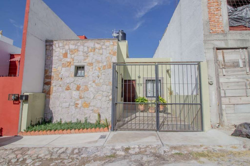 Casa En Venta En San Miguel De Allende: San Javier A 10 Minutos Del Centro