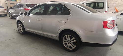 Volkswagen Vento 1.9 I Luxury 2010