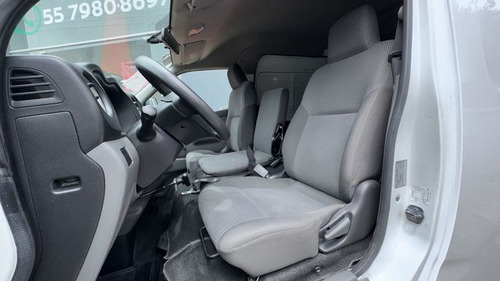 Nissan Urvan 2.5 Panel Amplia Aa Paquete Seguridad Mt
