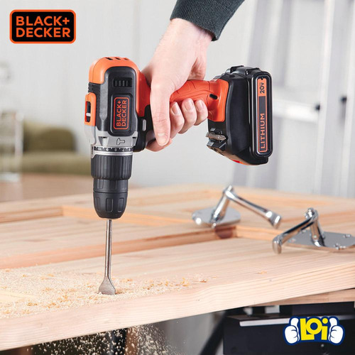 Taladro percutor atornillador inalámbrico de 10mm Black+Decker BCD704C1 20V + accesorios 110V/220V