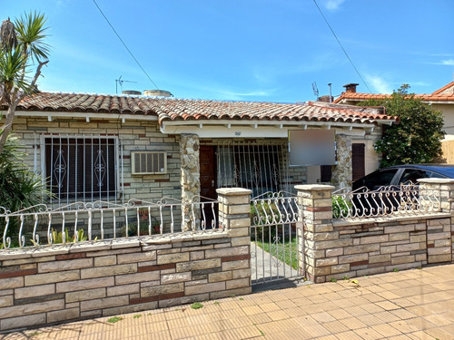 Casa Venta Isidro Casanova