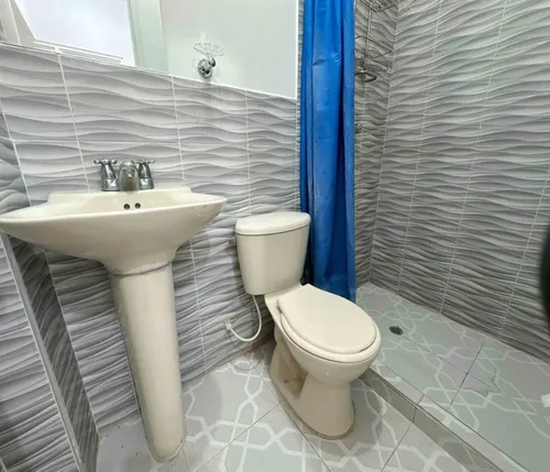 Casa En Arriendo Un Piso Parqueadero Barrio Cristobal Colon