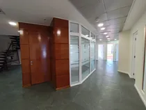 Comprar Arriendo Gran Oficina 14 Privados Ed. La Industria 8 Estac.