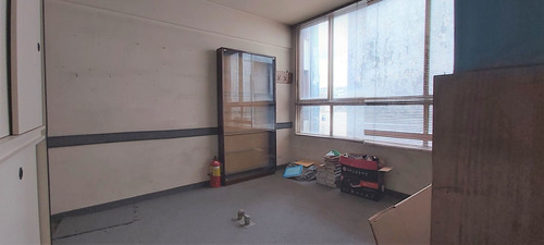 Imagen 20 de 30 de Venta Oficina Con 2 Cocheras - Cocina -baño Propio
