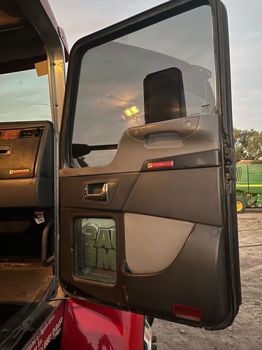 Kenworth T370, Año 2009, Motor Cummings , Trans. 7 Vel