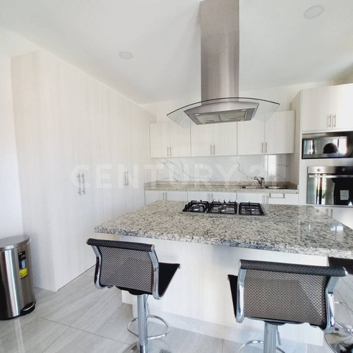 Casa En Venta Con Jardín Y Alberca En Atlixco, Puebla.