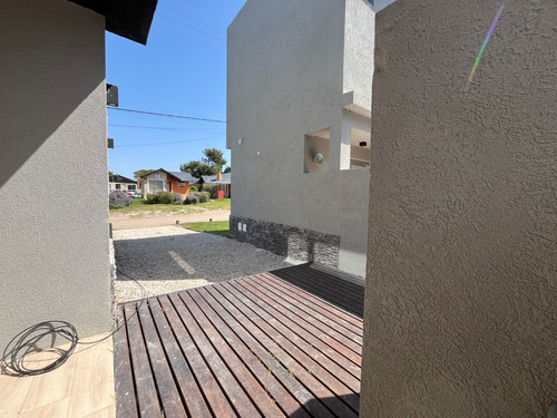 Duplex En Las Gaviotas
