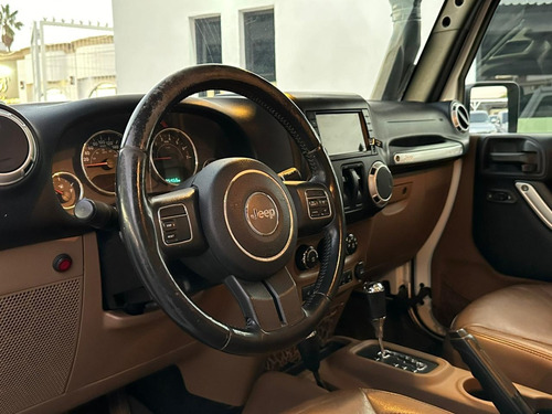 Jeep Wrangler Sahara V6/3.6 Aut.