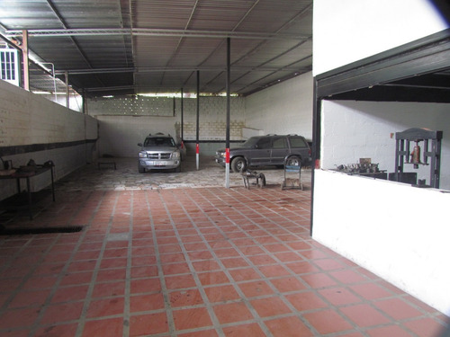 Terreno Industrial Con Galpón