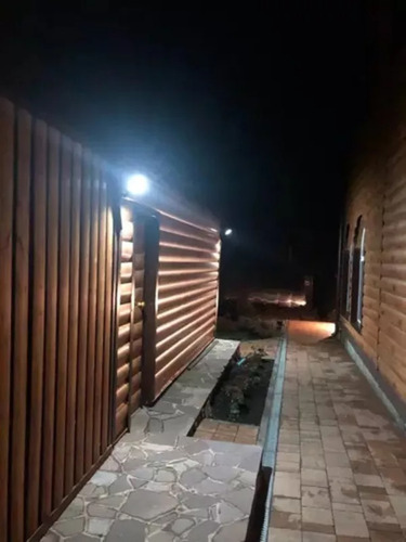 Luminária Solar Refletor 100w Led Com Sensor Automático